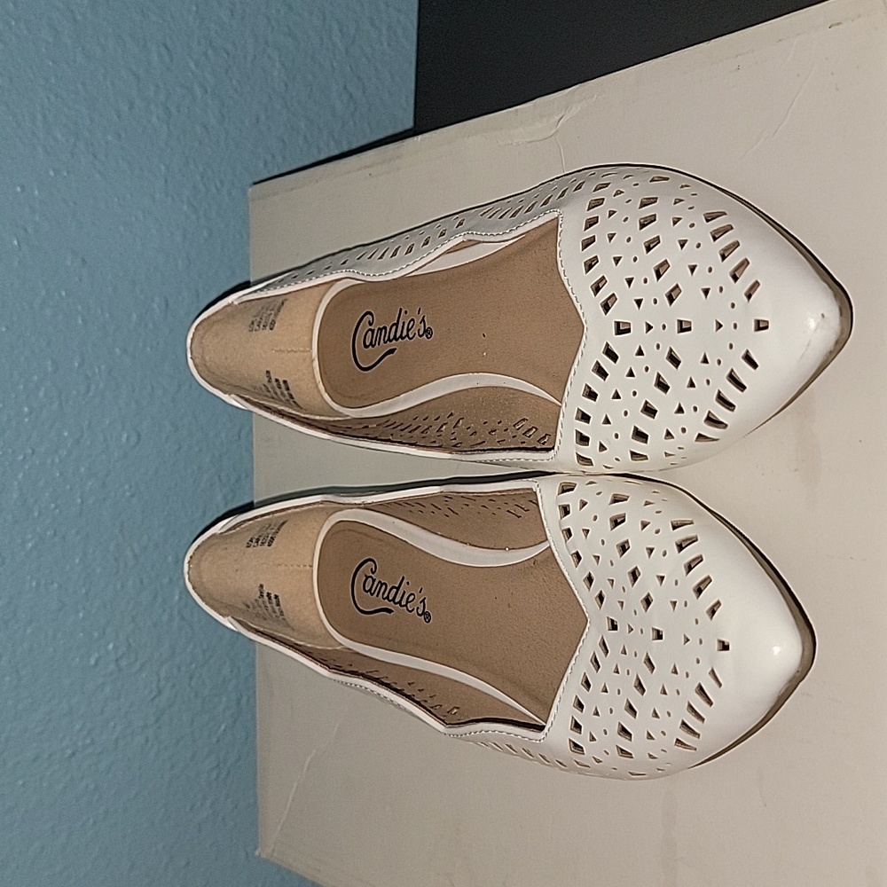White flats, candies, size 7  , white